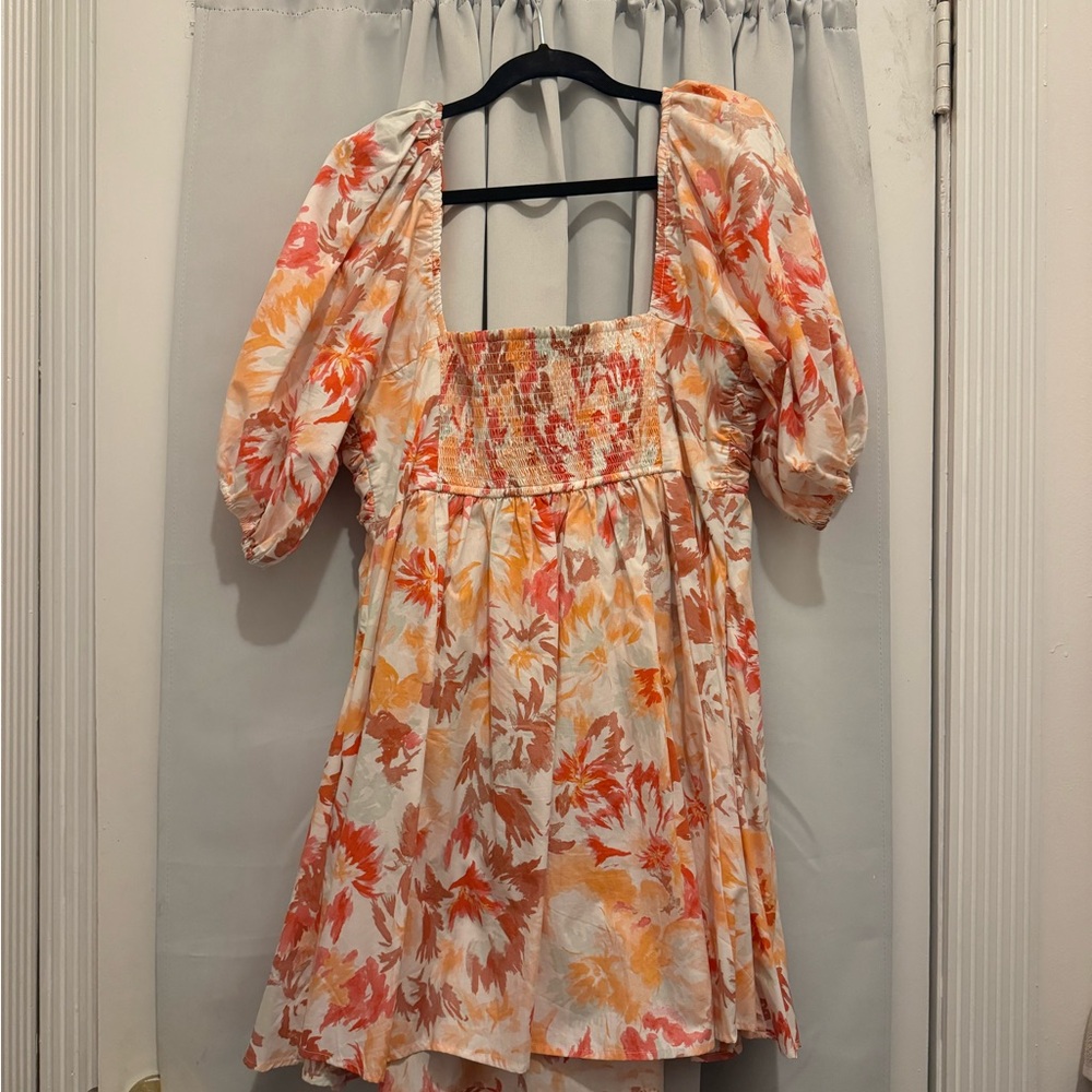 Abercrombie & Fitch Floral Puff-Sleeve Mini Dress in Pink & Peach - Picture 3 of 7